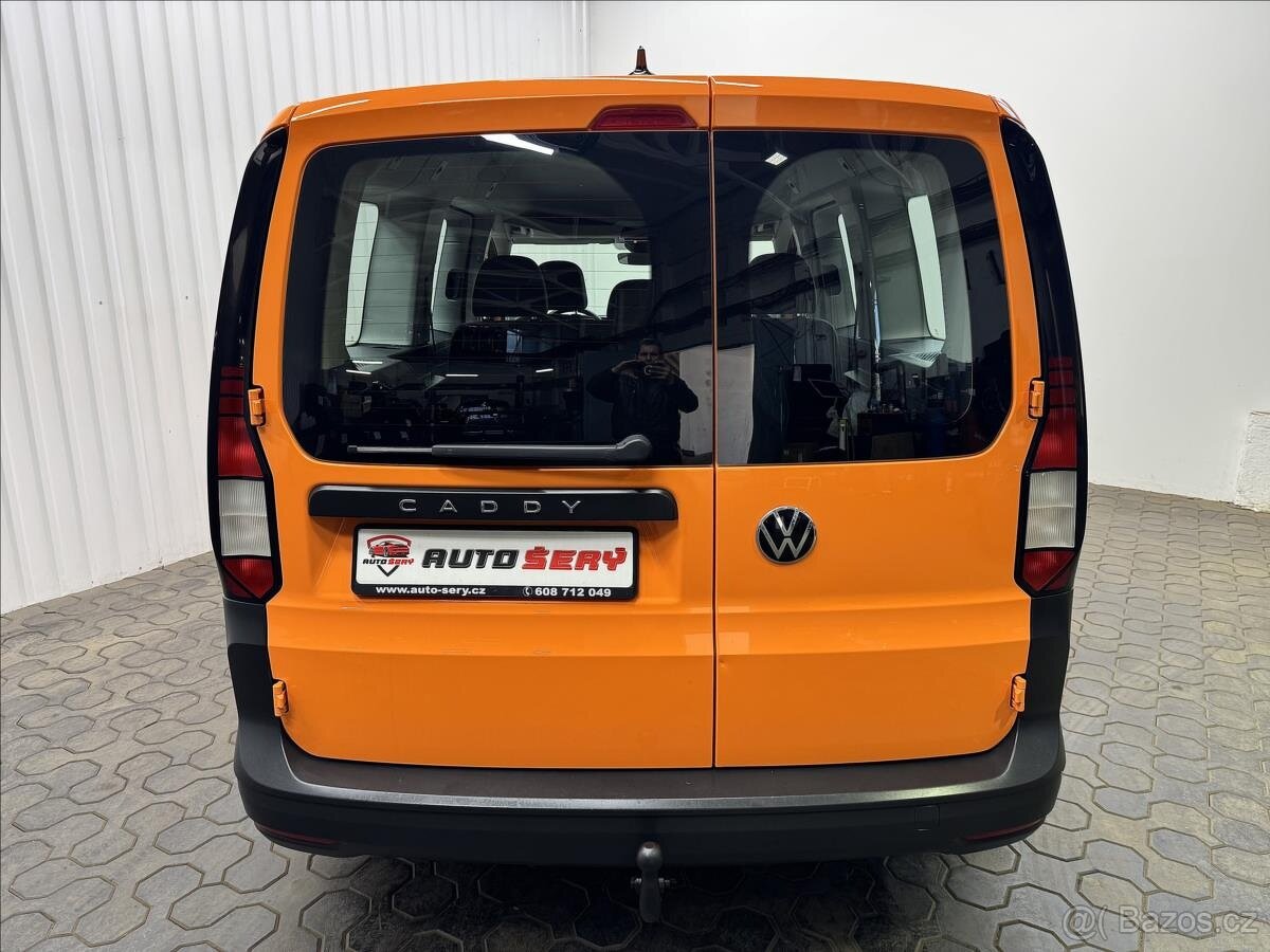 Volkswagen Caddy MAXI 2.0TDI 90kW TAŽNÉ DPH - 5