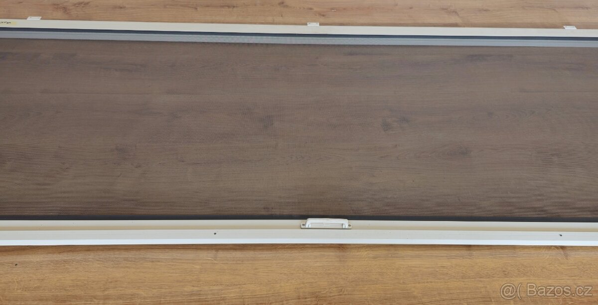 Rolovací dveřní síť proti hmyzu - 5