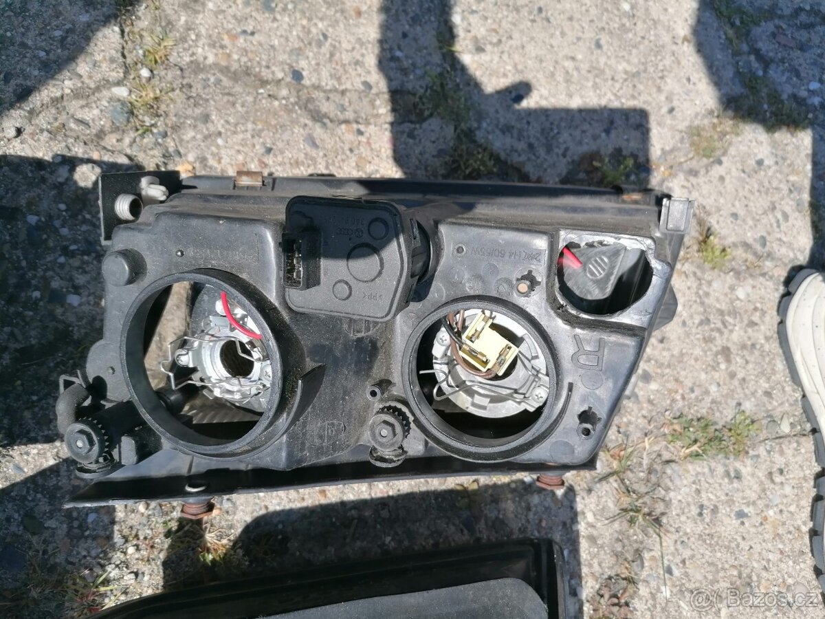 Přední světla VW Passat, zadní světla VW Golf - 5