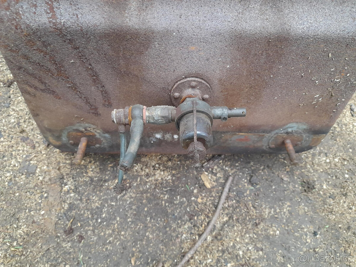 Nádrž Zetor 25 - 5