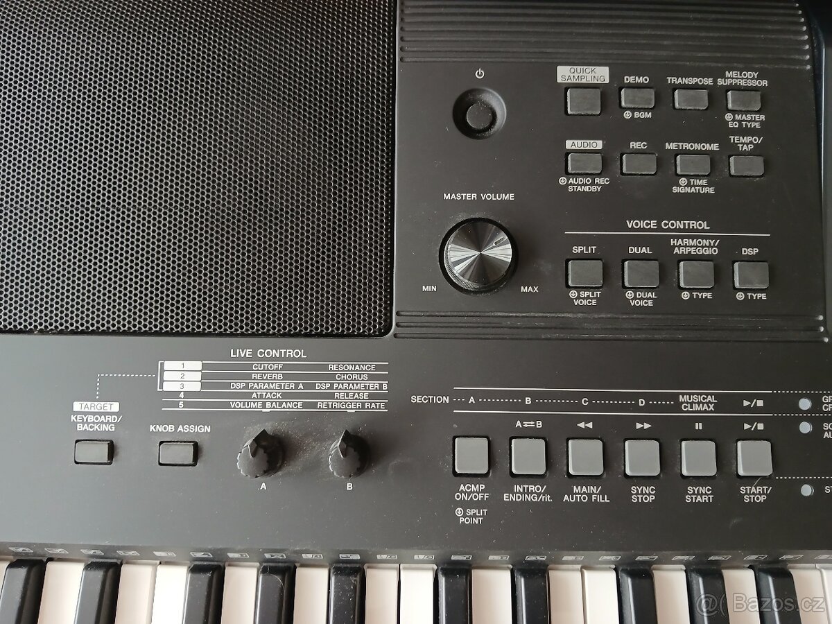 Klávesy Yamaha PSR E463 - 5