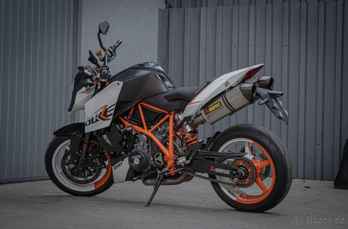 KTM 990 Super Duke R - 5