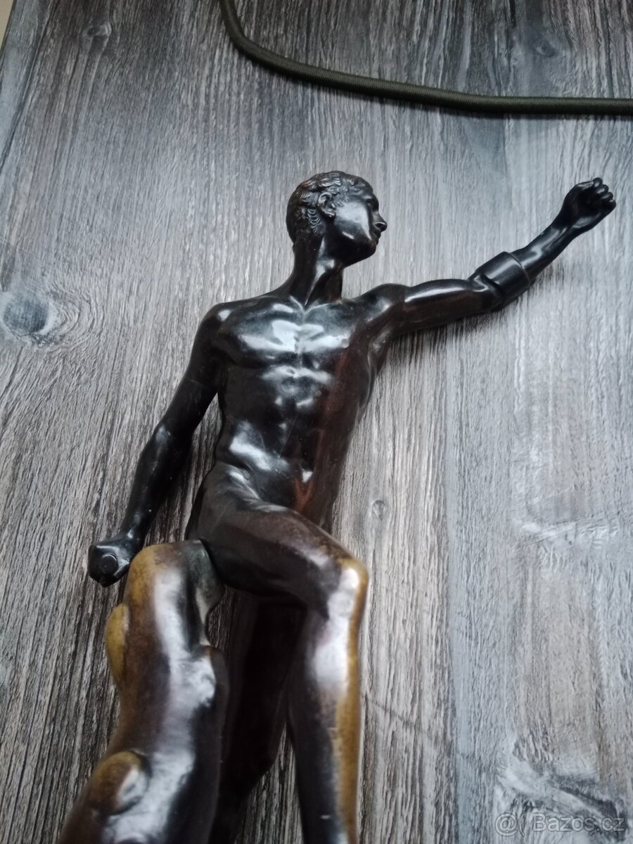 Bronzová soška gladiátora podle Agasiáse z Efezu SLEVA 1000 - 5