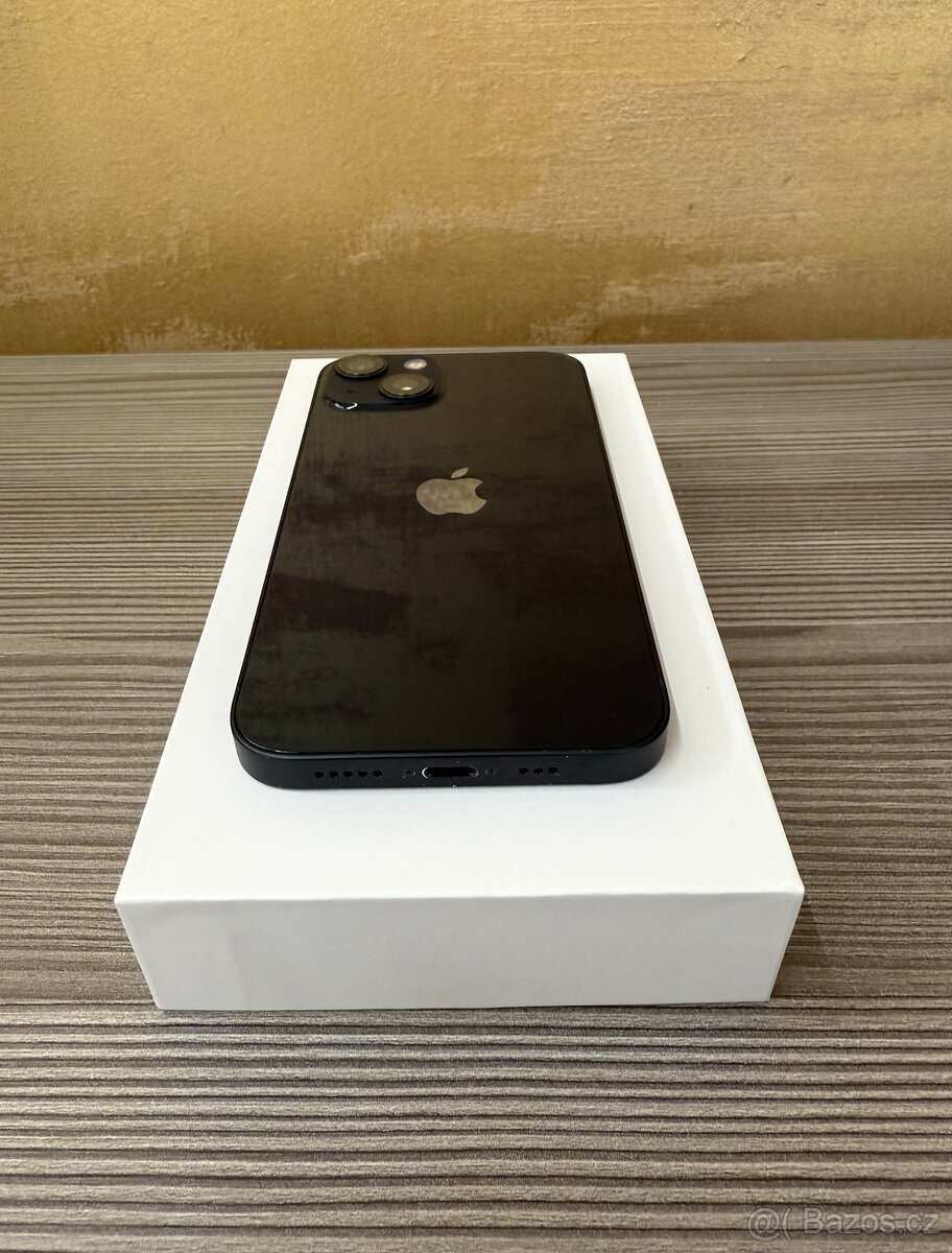Apple iPhone 13 128GB černý, pěkný stav, 100% baterie - 5