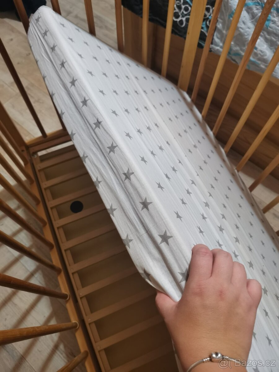 Dřevěná dětská postýlka Drewex Kuba II - 5