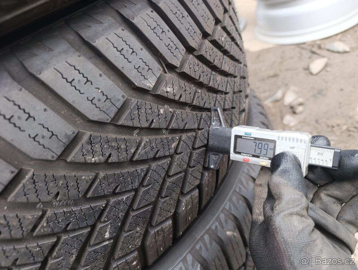 235/55 R20 102V Zimni pneu - 5