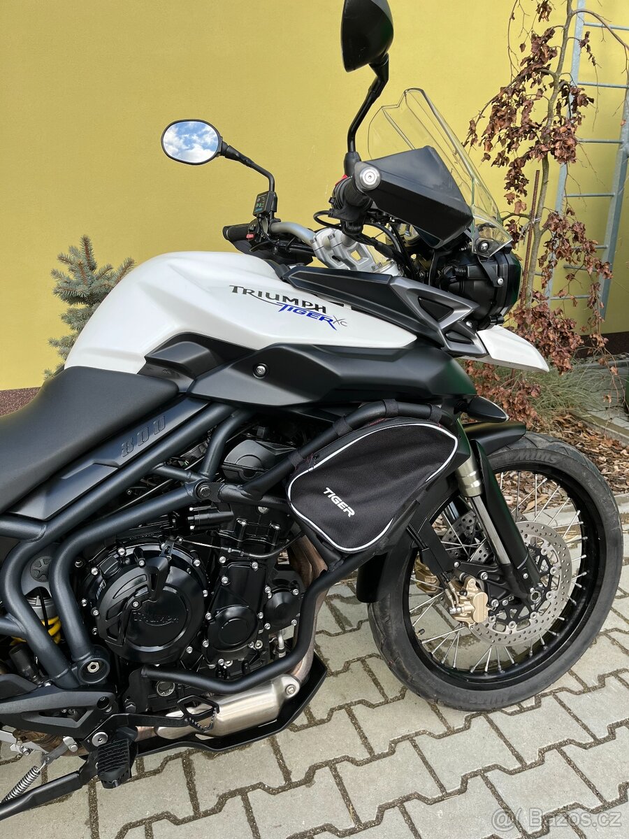 Triumph Tiger 800 XC - 5
