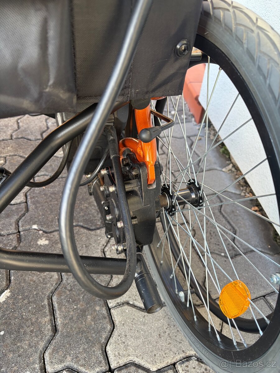 Prodám skládací elektrický invalidní vozík - 5