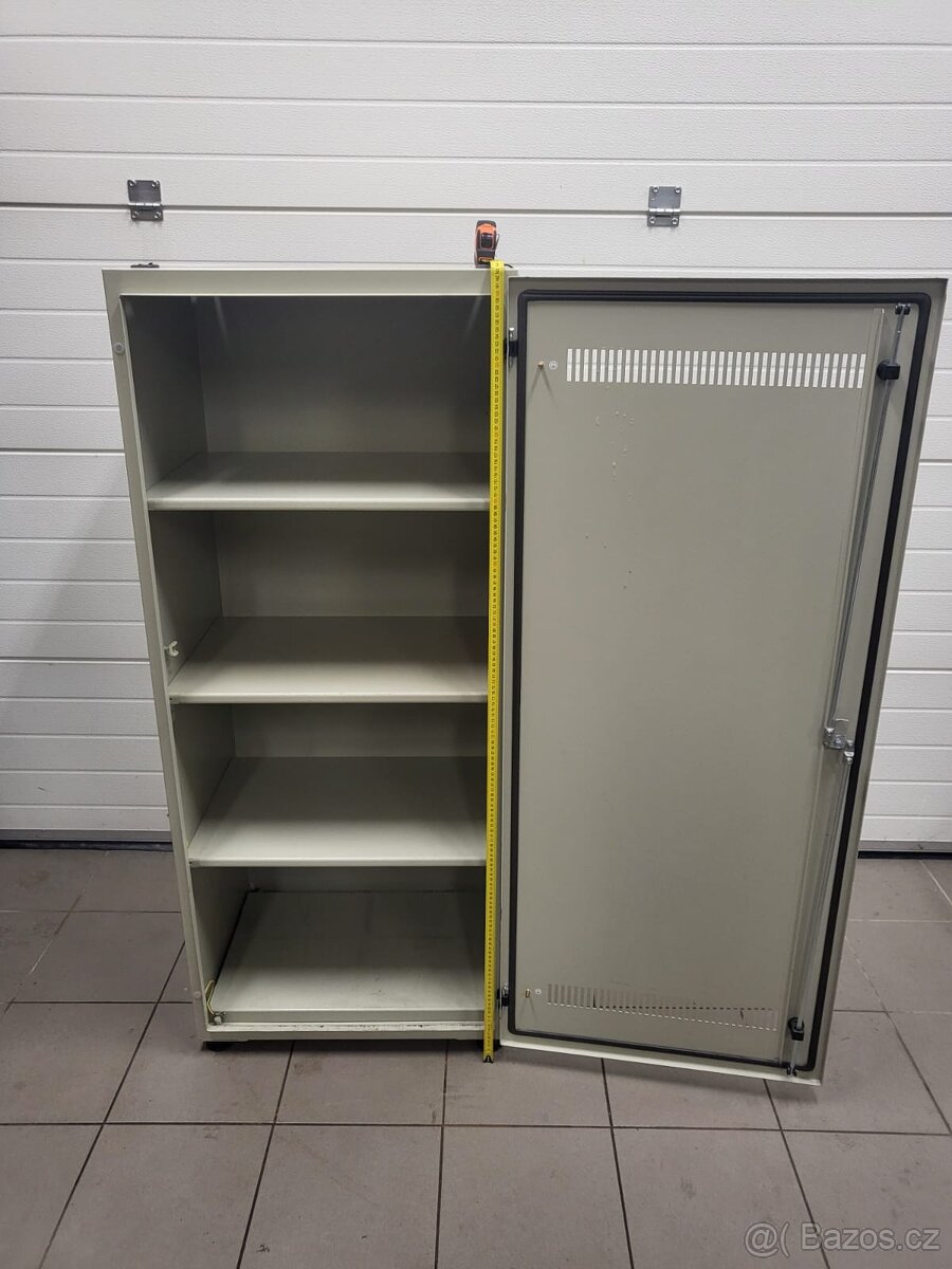 RACK skříň na technologii, baterie, akumulátory,... - 5