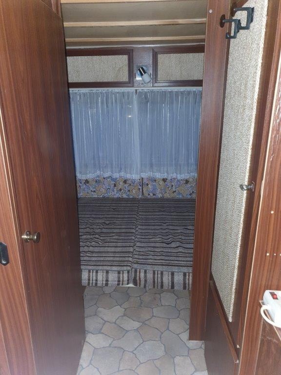 Karavan Tabbert 480 na pevné stání - 5