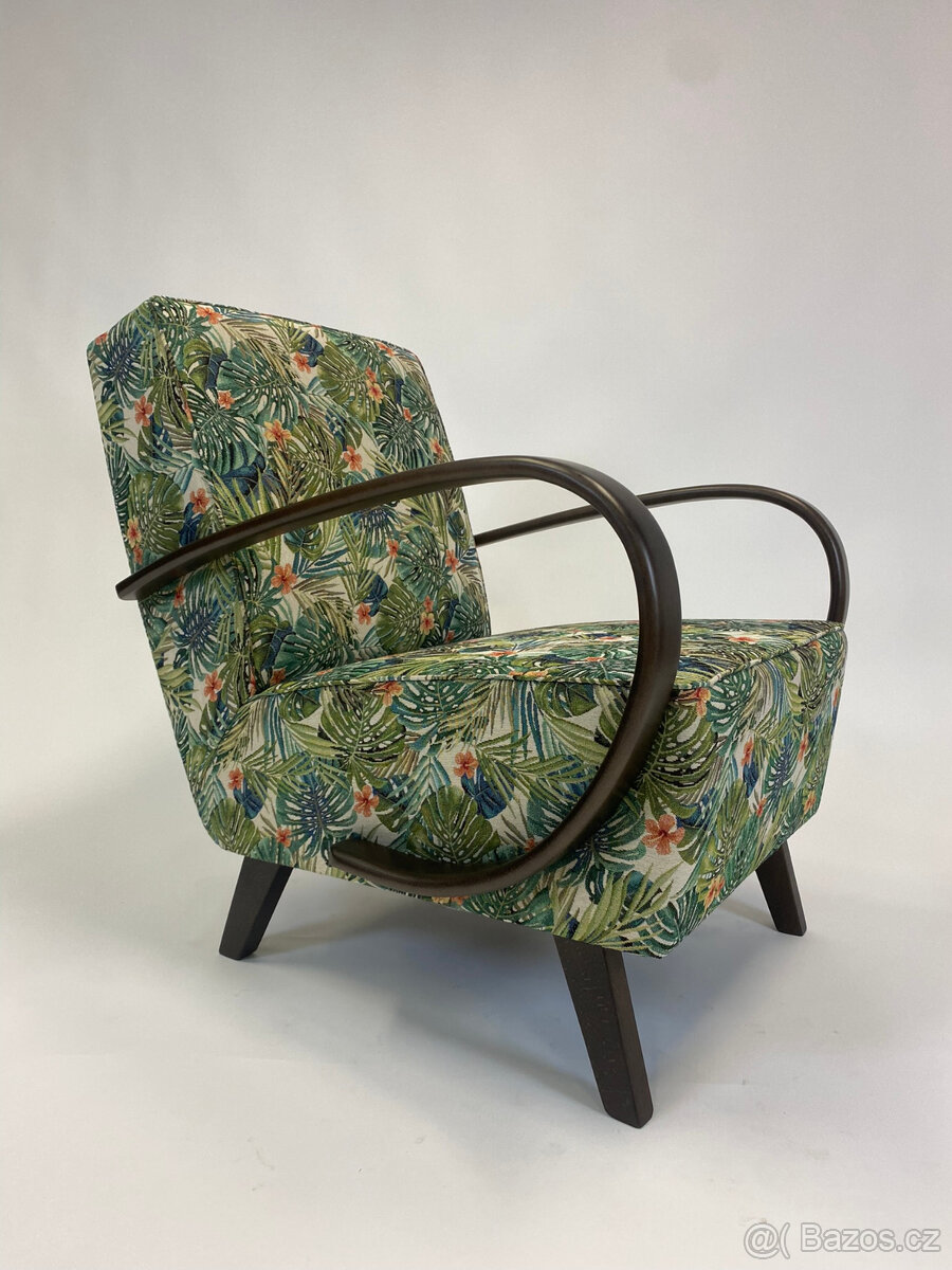 Vyhledávané křeslo Halabala po kompletní renovaci - 5