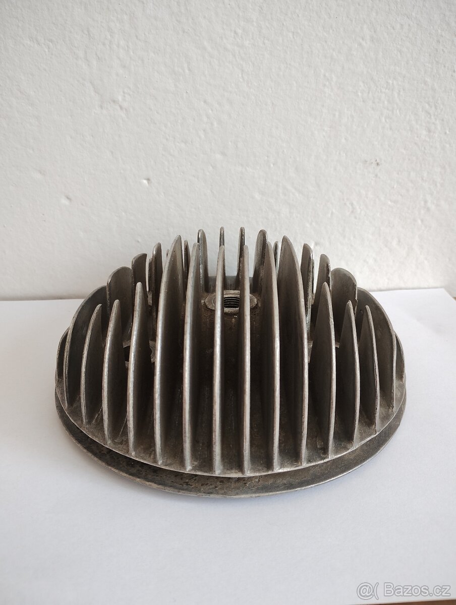 Prodám hlavu jawa pérák 250 typ 11 zbrojovka komunista - 5