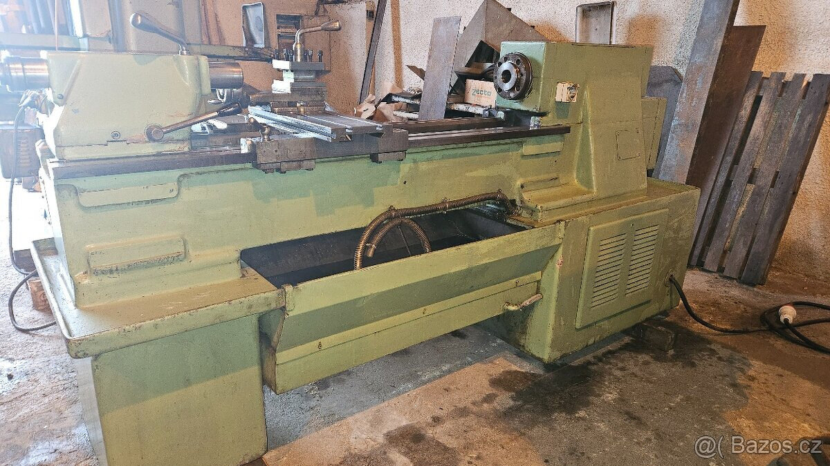 SOUSTRUH HROTOVÝ SV 18 RA/1000 - 5