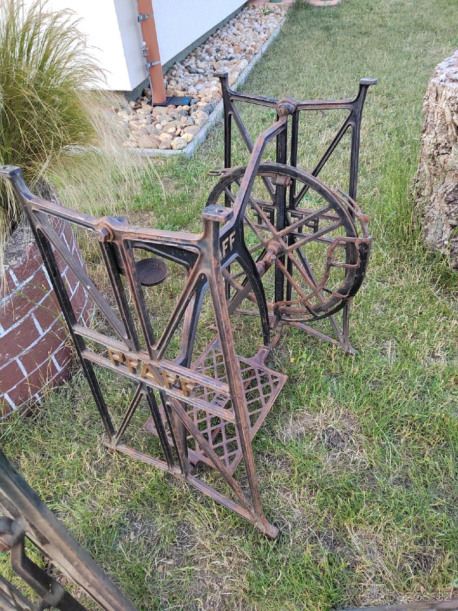 Nohy od siciho stroje - podnozi - 5