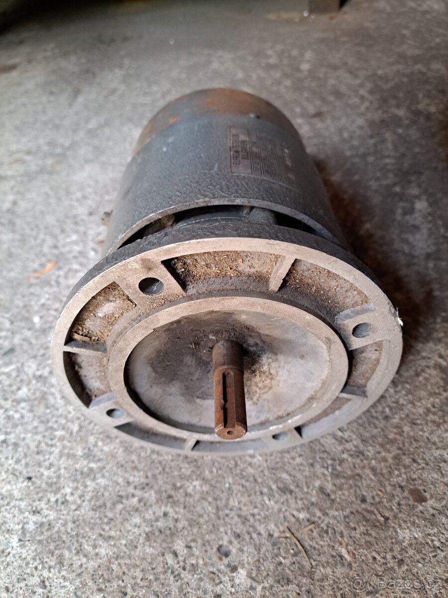 ELEKTROMOTORY 3fáz/400V + převodovka - 5