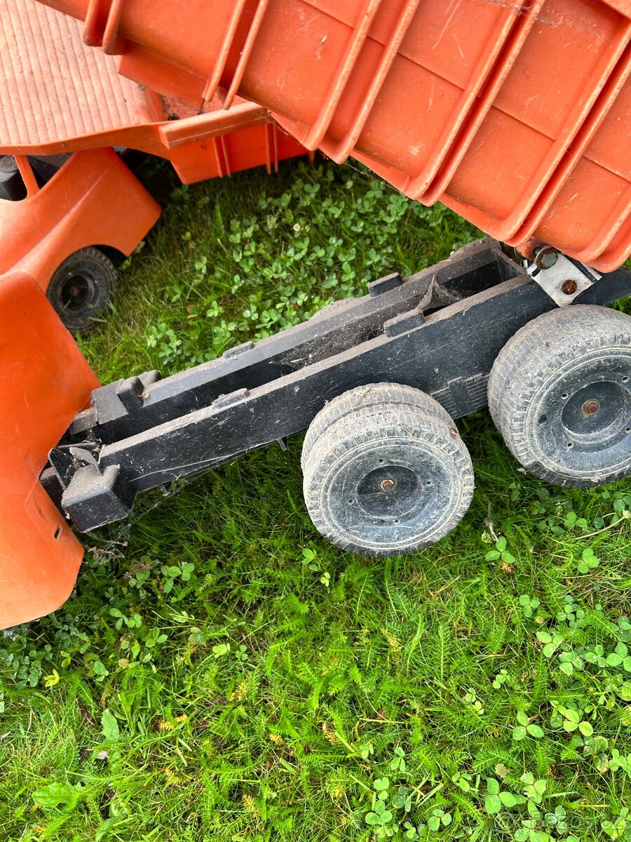 Tatra 148 tři kusy - 5