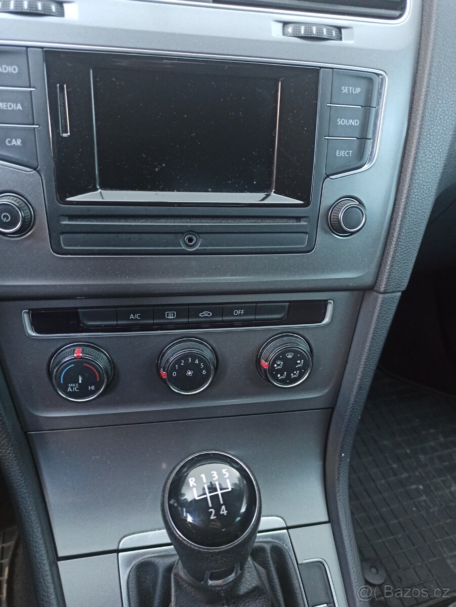 VW Golf 7 r. v. 2013 . 1.2.tsi 63kw - 5