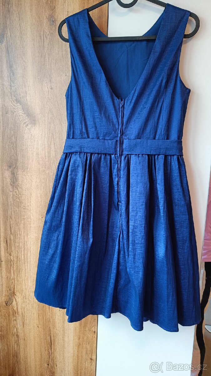 Společenské modré šaty - 5