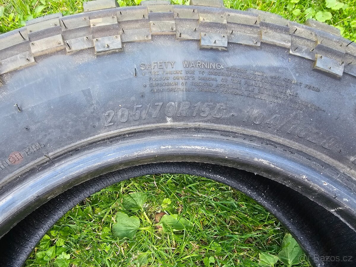 Kola Maxxis Trepador 205/70 R15C 104/102Q
