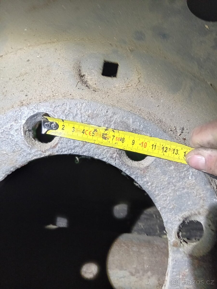 Bělorus, belarus, traktorbagr - 5