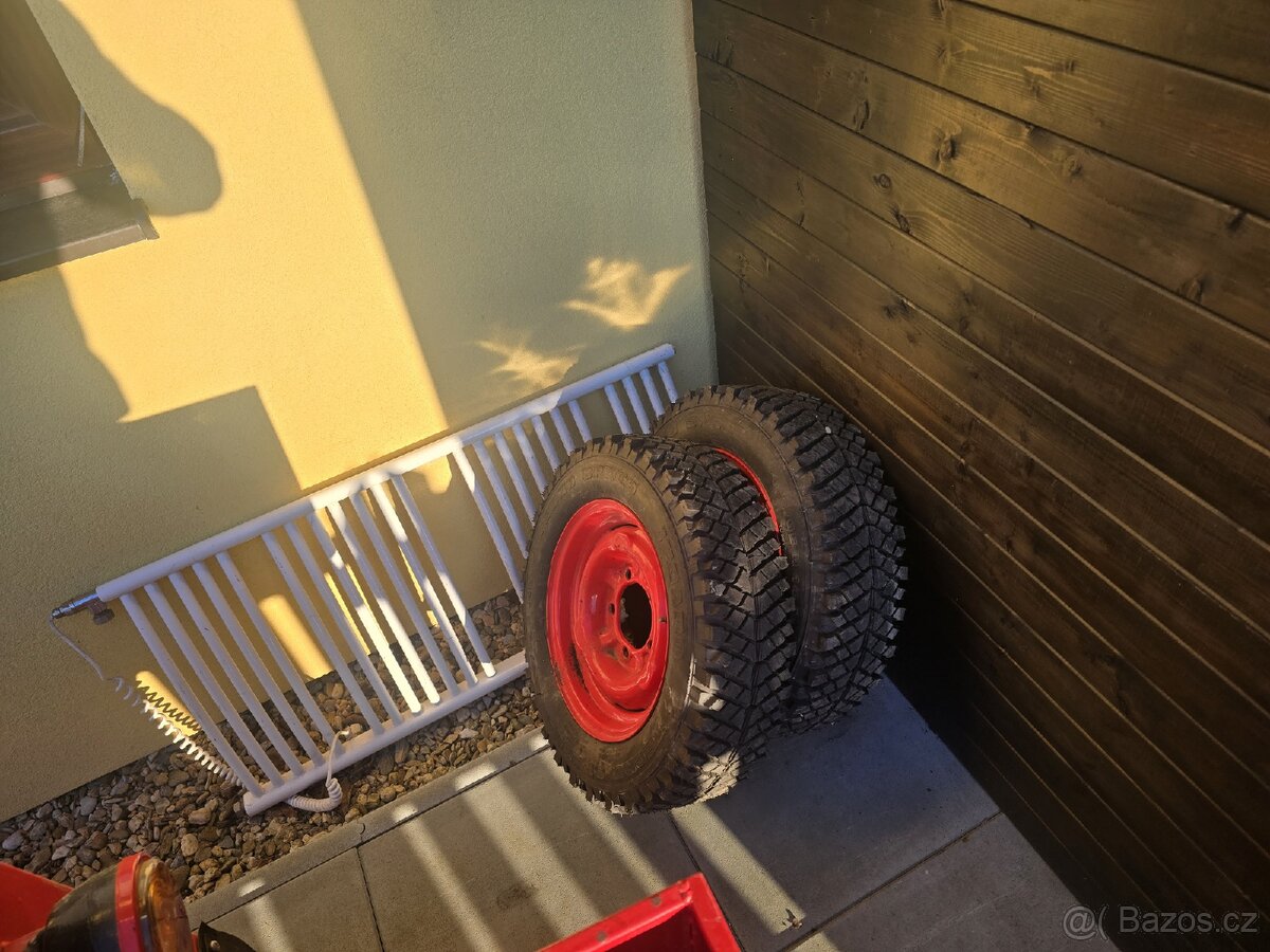 Traktůrek motor octávia 1500ccm 4x4 - 5