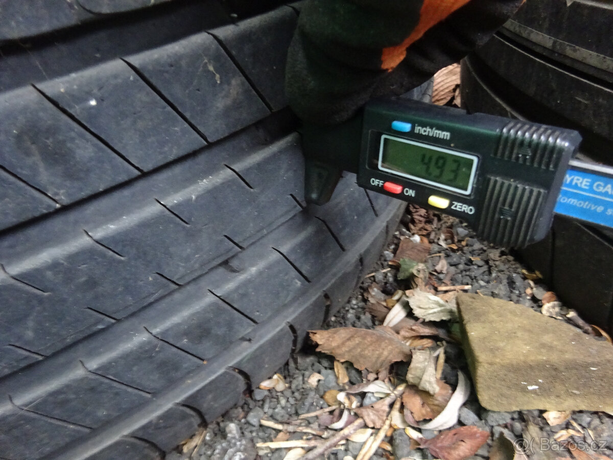 Letní pneumatiky 285/45/20 - 5