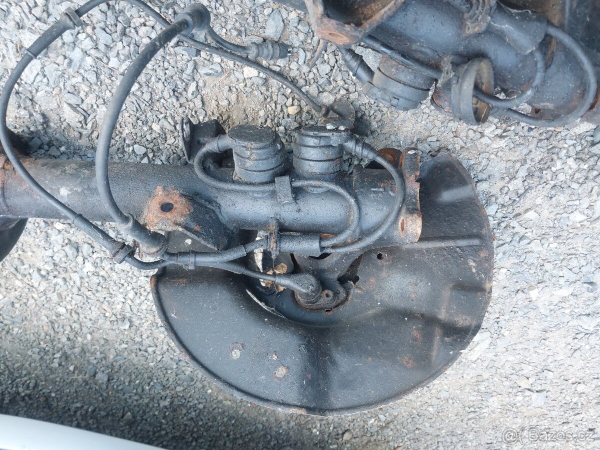 BMW e32,e34 těhlice - 5