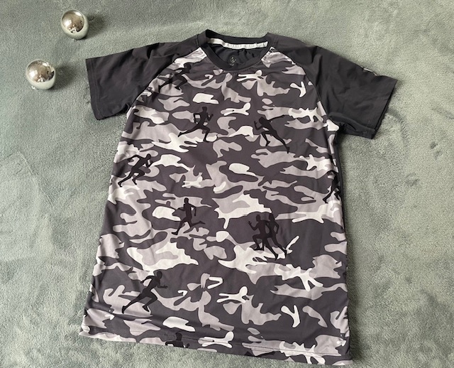 sportovní trika vel. 10-12let, legíny NIKE - 5