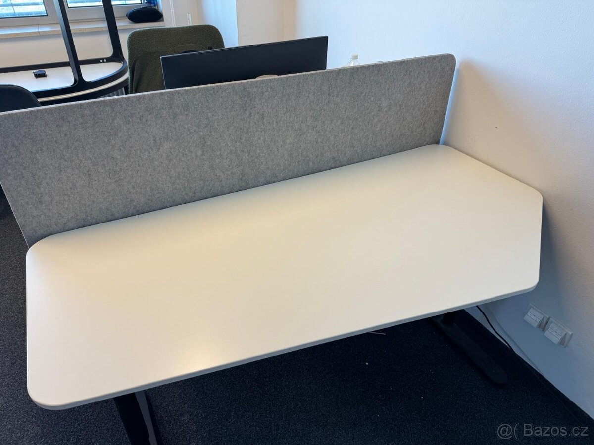 Kancelářský stůl Ikea Bekant - 5