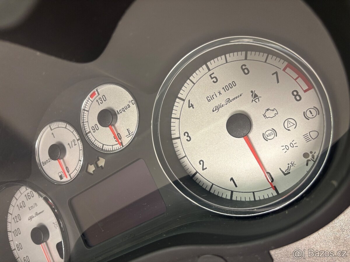 Zbytky Alfa Romeo - 5