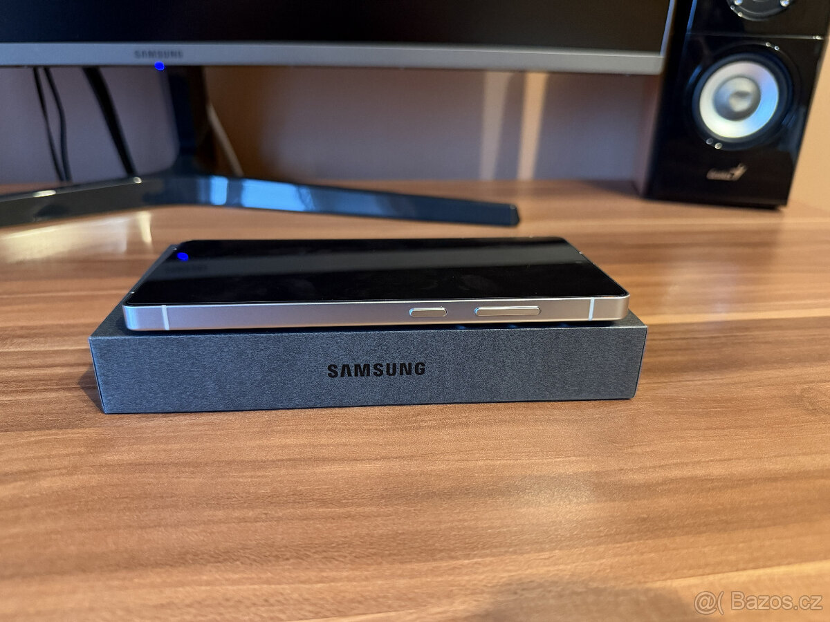 Samsung Galaxy S25 Ultra 256gb - 5