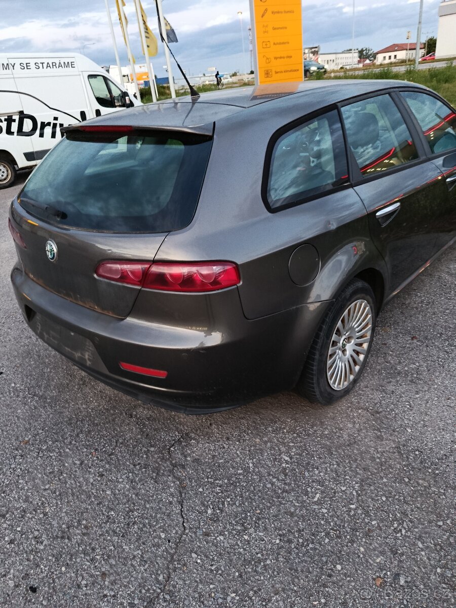 Alfa Romeo 159 .1.9jtd - 5