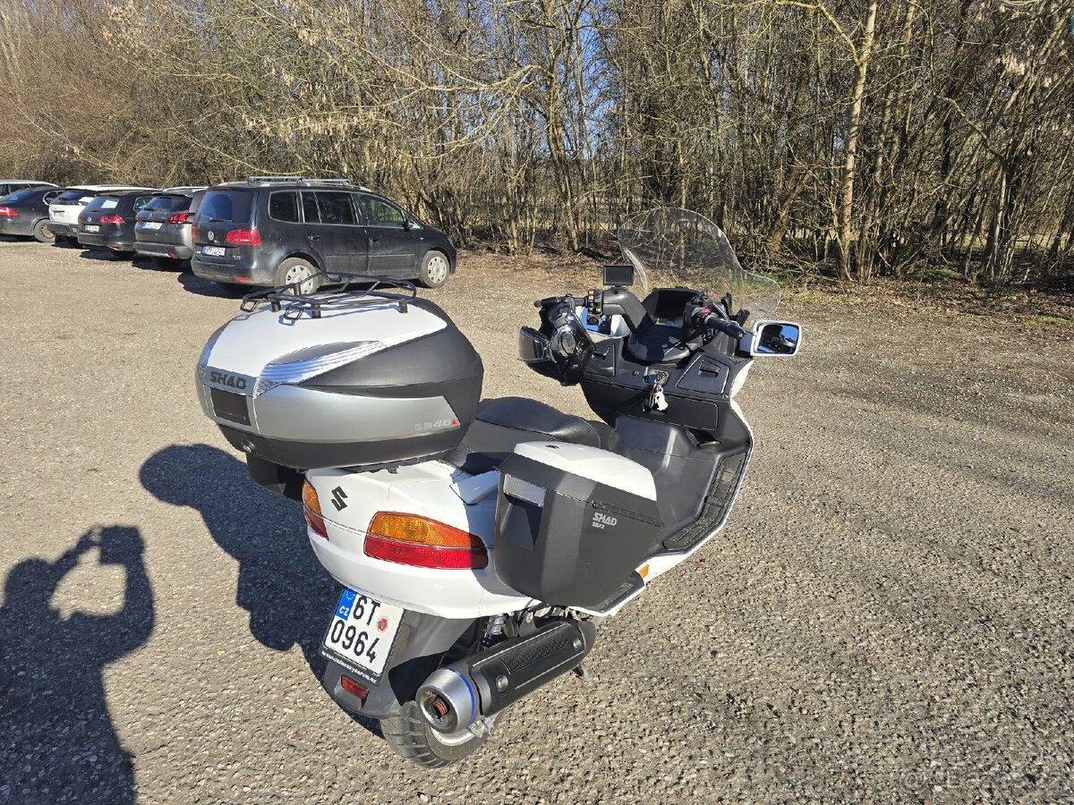 Suzuki Burgman 650 - 5