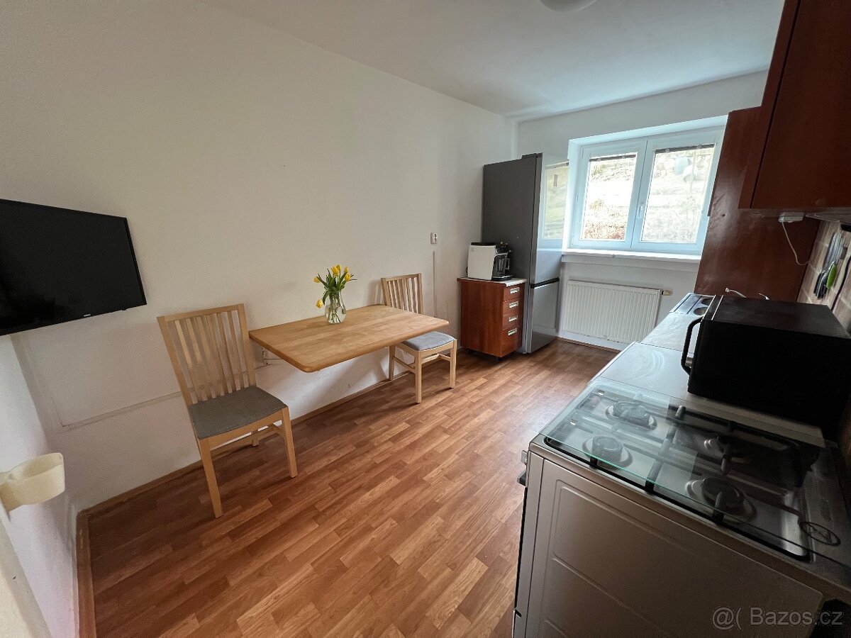 Prodej bytu 2+1 56 m² Adamov - 5