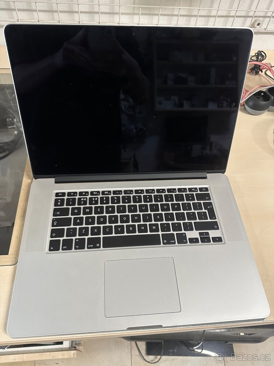 Macbook 15” 13” LCD ND - díly - 5