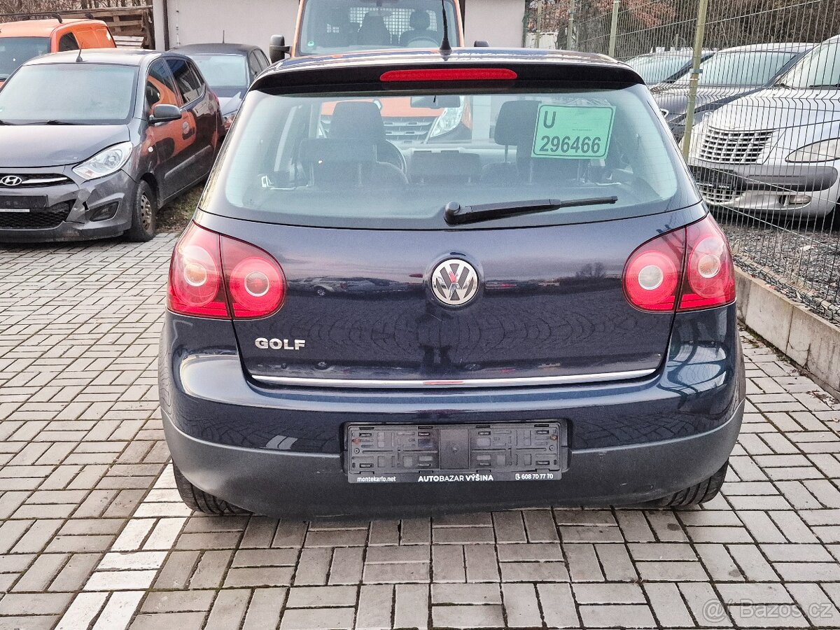 Volkswagen Golf V - 5