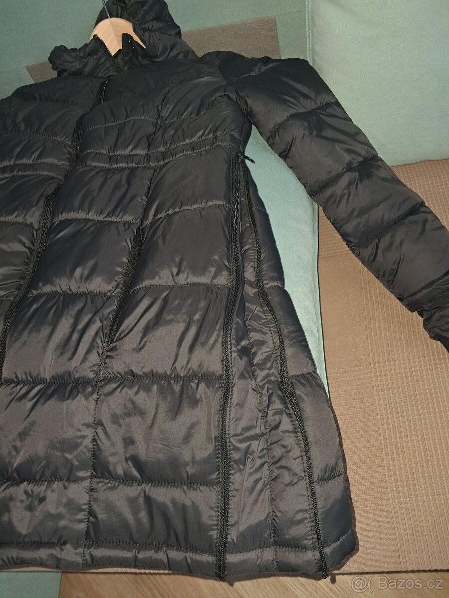 Teplá černá bunda, vhodná i pro těhotné ženy - 5