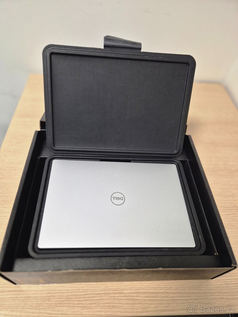 Prodám Dell XPS 13 Plus (9320) Touch – i7 / 32 GB / 2 TB / 4 - 5
