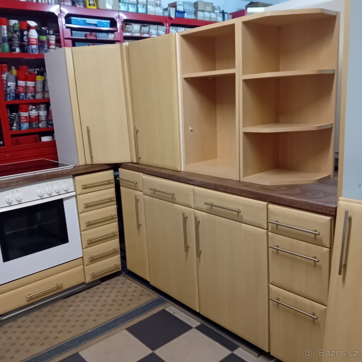 Kuchyňská linka se spotřebiči - 5
