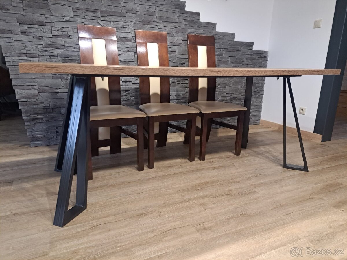 Jídelní stůl - 5