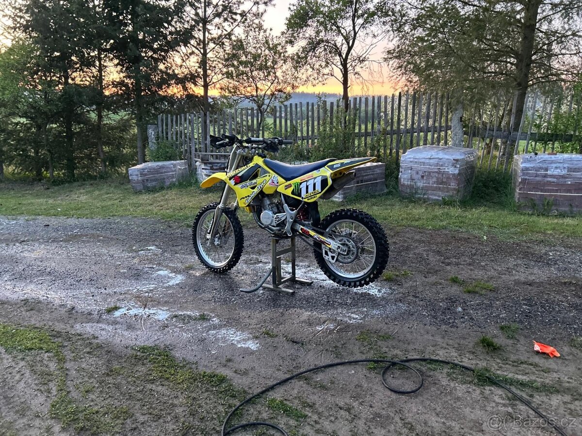 SUZUKI RM85