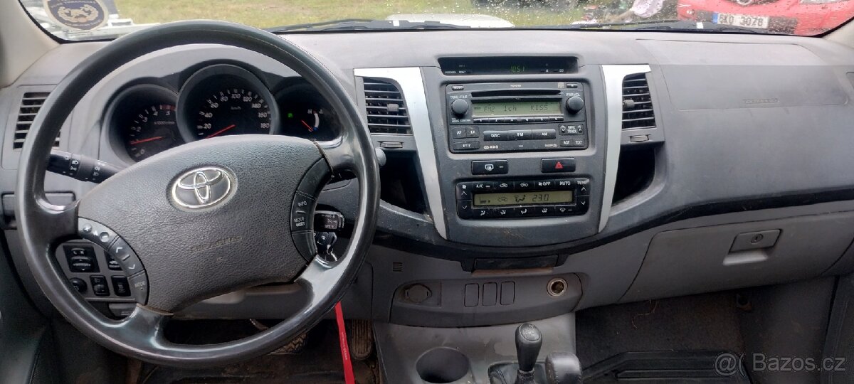 Toyota hilux 3.0d automat