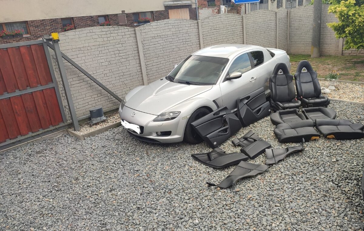 Prodám kompletní kožené sedačky a tapece Mazda RX-8. - 5
