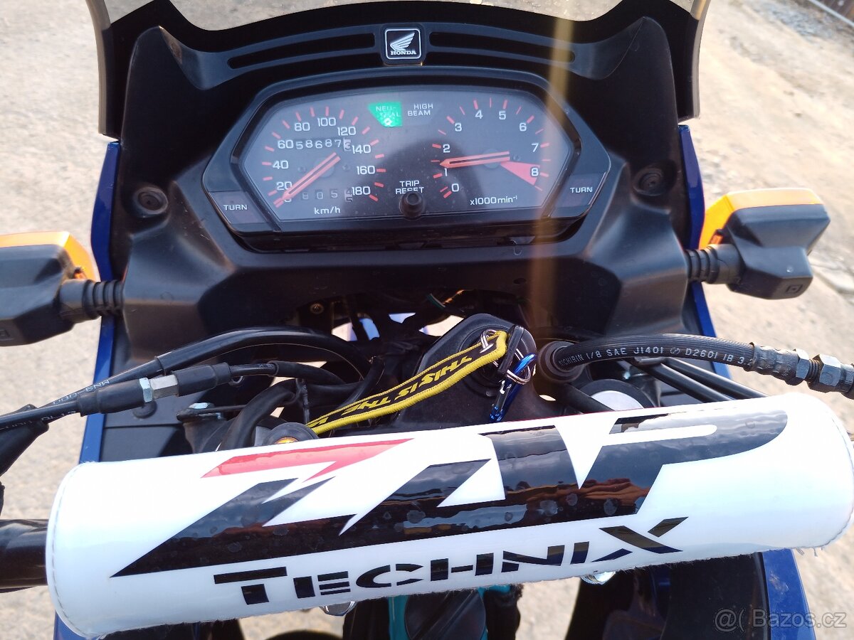 Honda NX 500