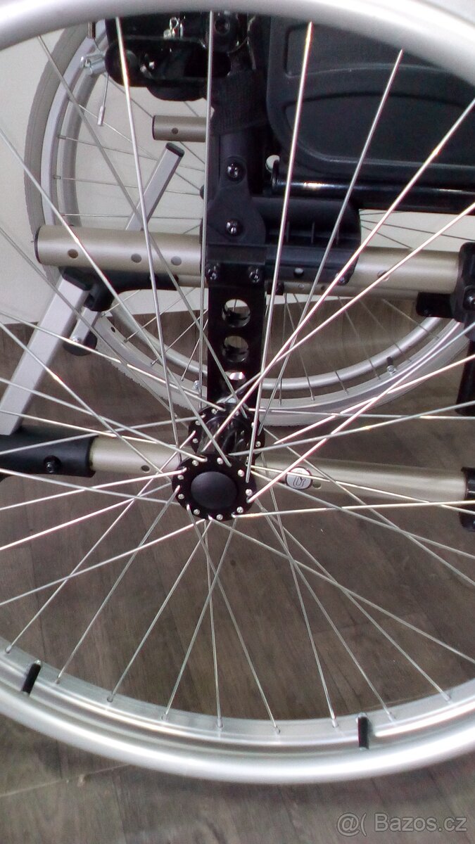 INVALIDNÍ VOZÍK-POLOHOVACÍ 40 nebo 45 cm ZASÍLÁM PO ČR - 5