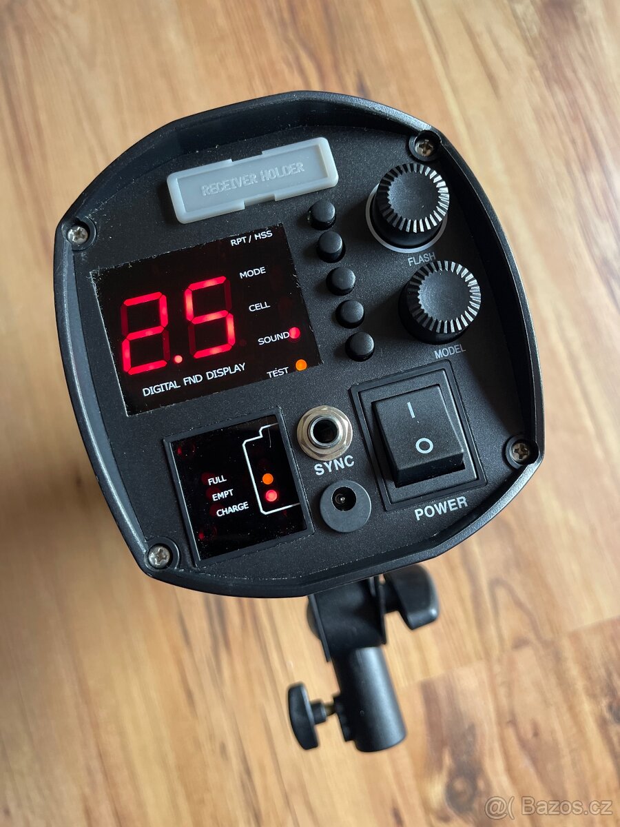 Bateriový blesk Fomei Digitalis Pro S400 DC - málo používaný - 5