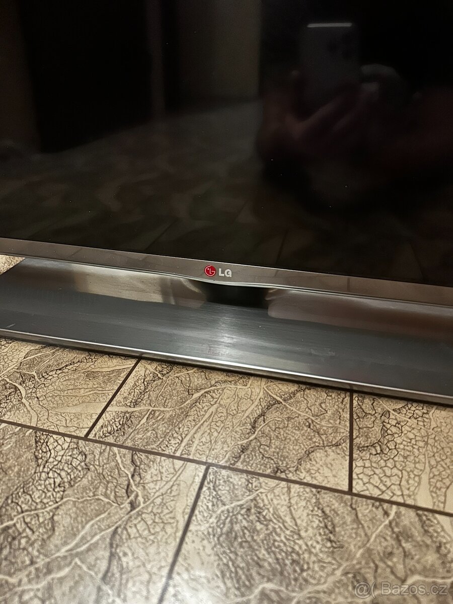 LED TV LG 42LB650V - 5