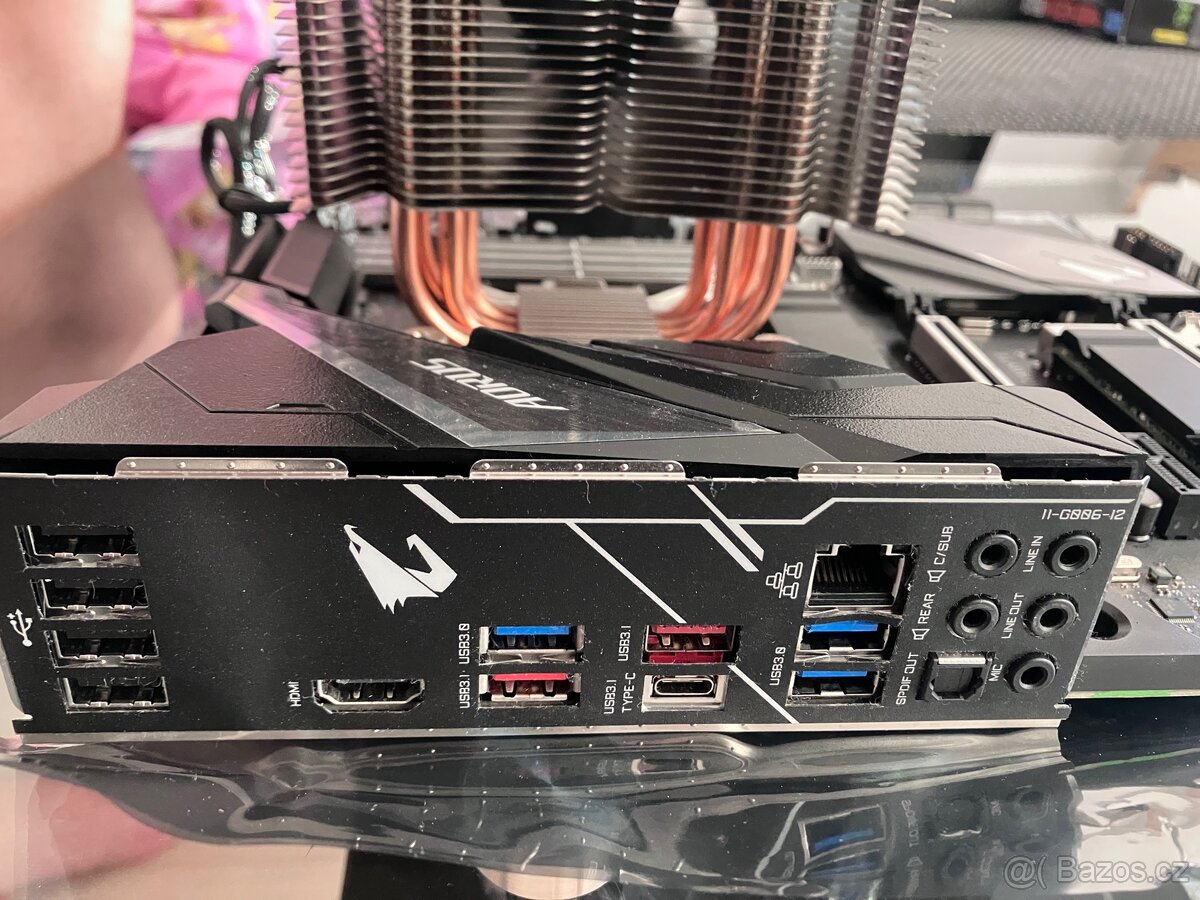 Cpu i7-9700k, deska, nvme disk, chladič - 5