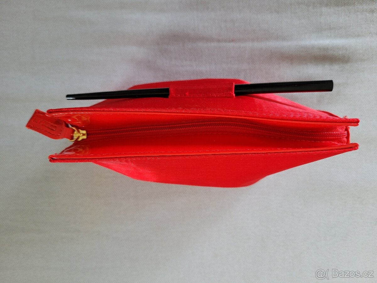 GUERLAIN - PSANÍČKO - 5