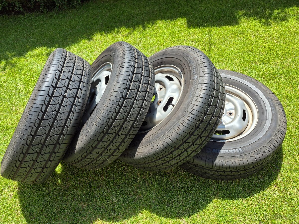 Prodám PNEU + disky na Ford Transit - 5